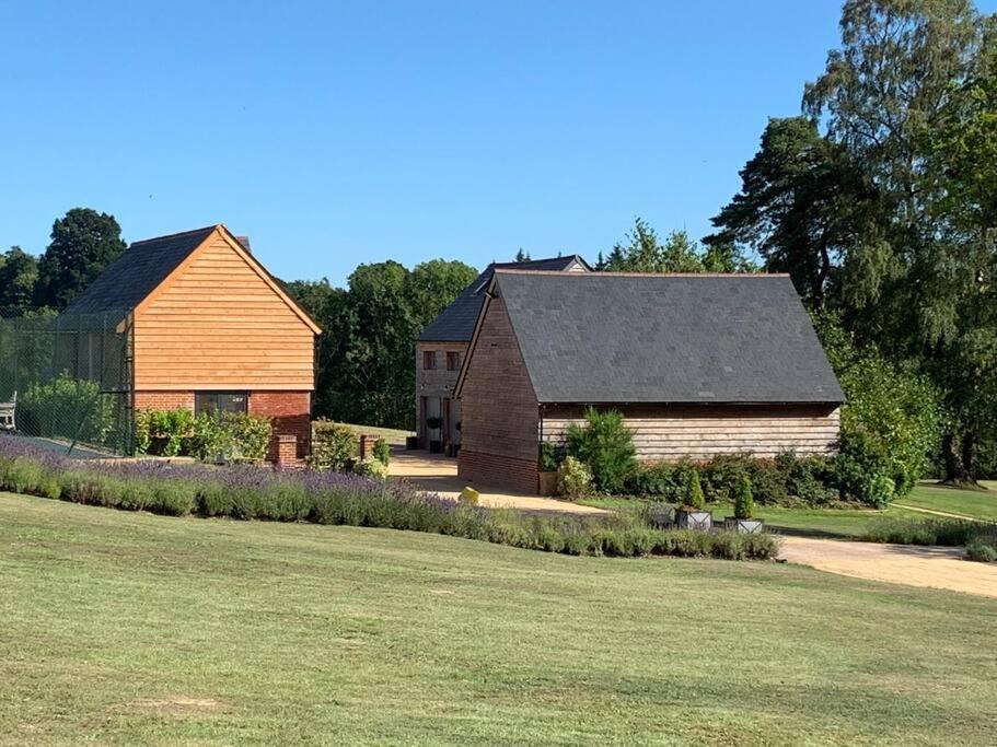 The Old Stables Villa Salisbury Buitenkant foto